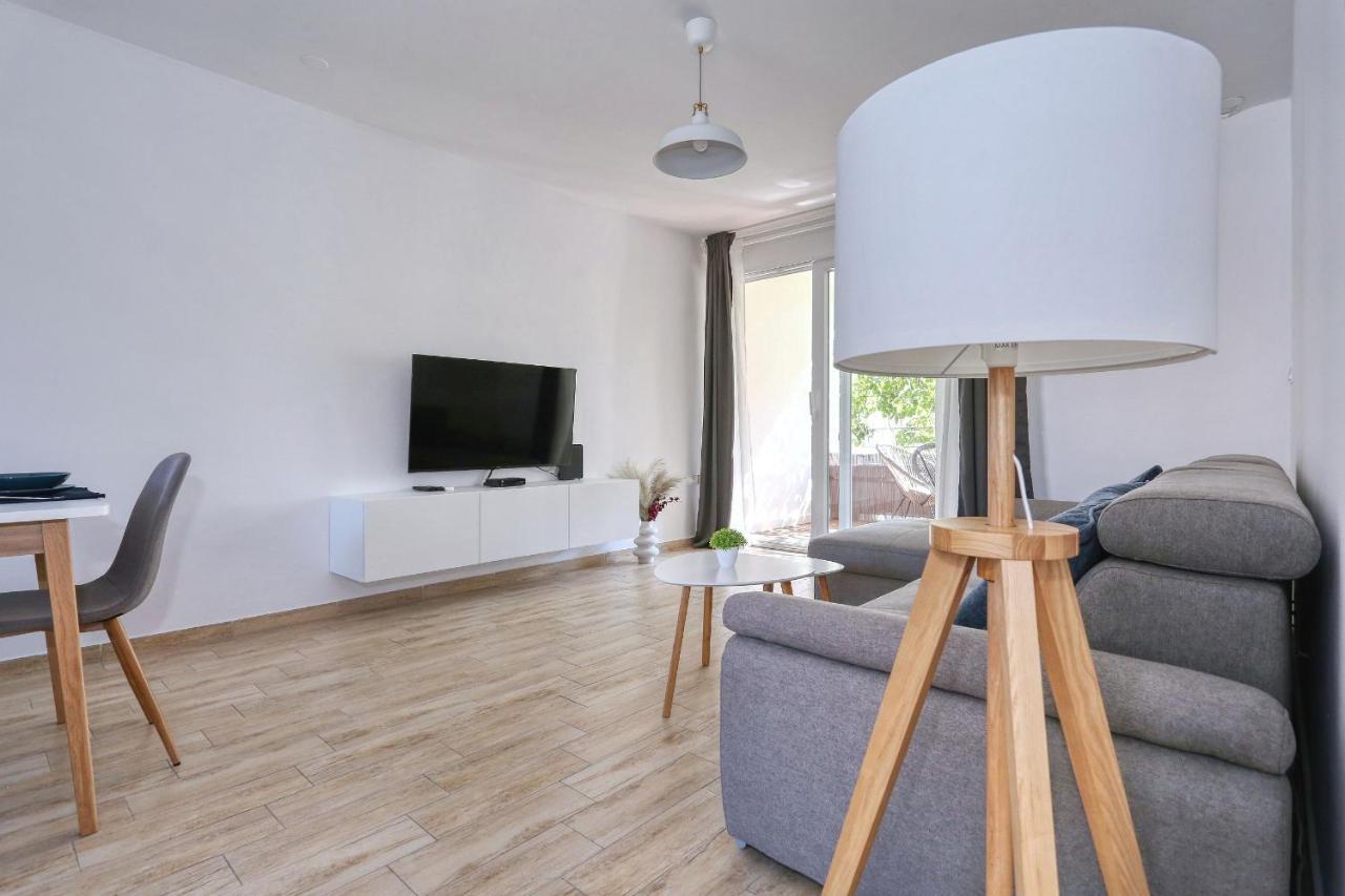 Marina Apartment