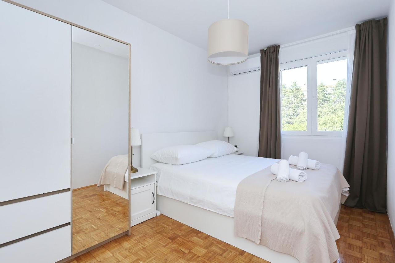 Marina Apartment