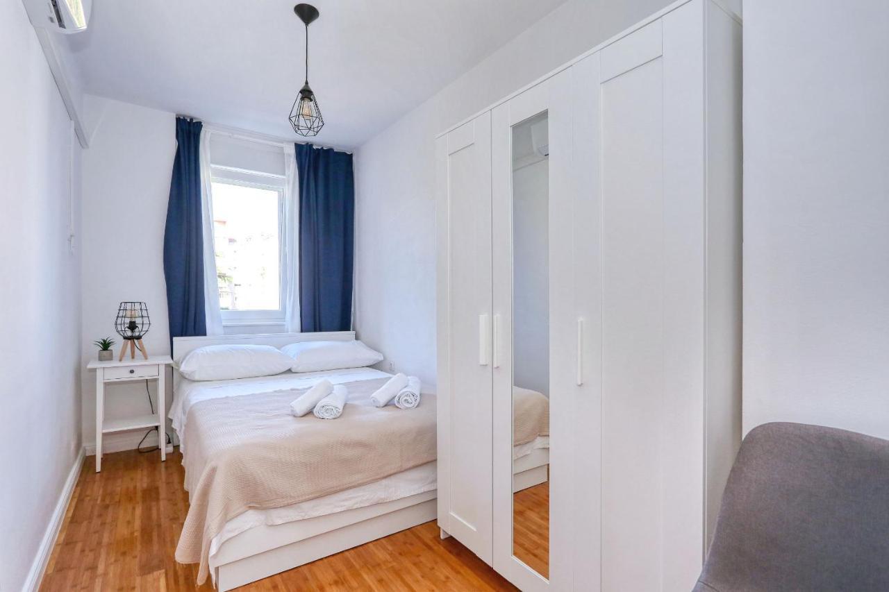 Marina Apartment *