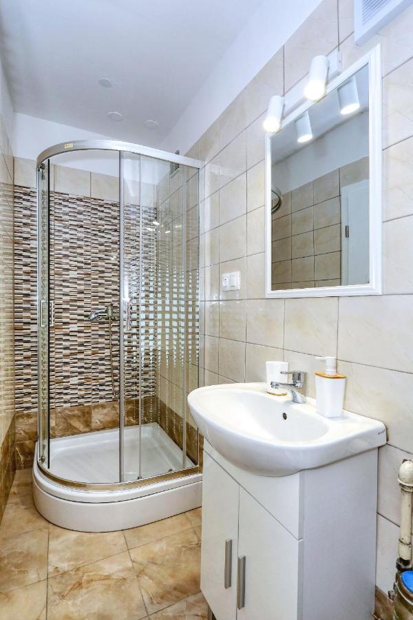 Marina Apartament *