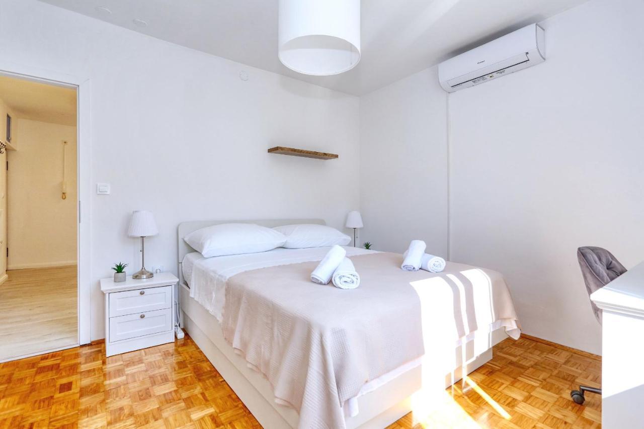Marina Apartment *