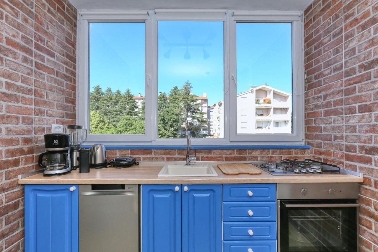 Marina Apartment