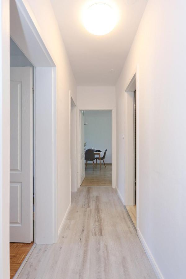 Apartment Marina *